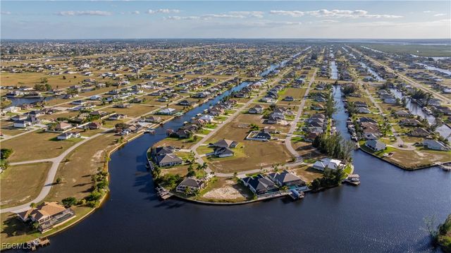 3801 NW 19th ST, Cape Coral, FL 33993