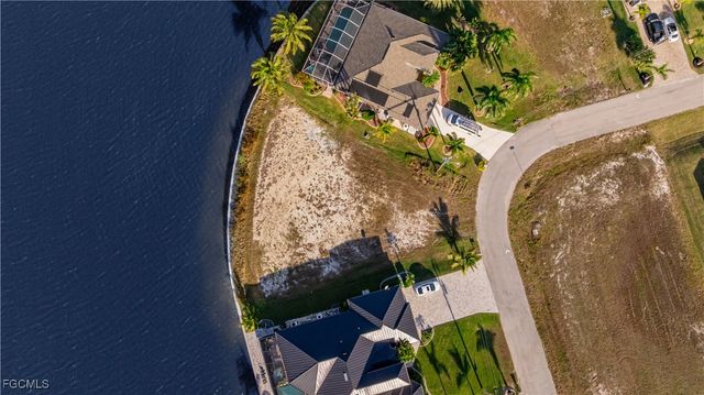 3801 NW 19th ST, Cape Coral, FL 33993