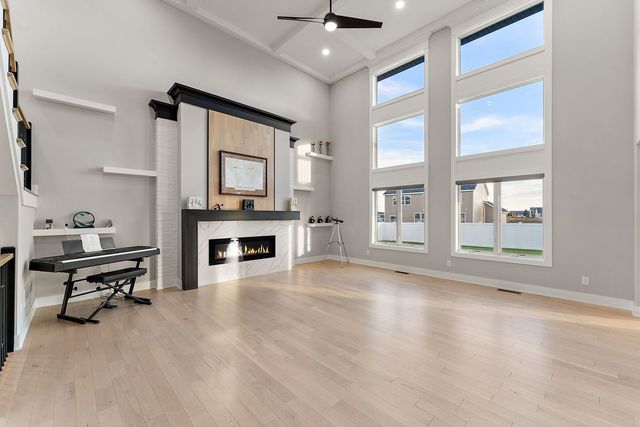 9343 Iris Drive, St. John, IN 46373