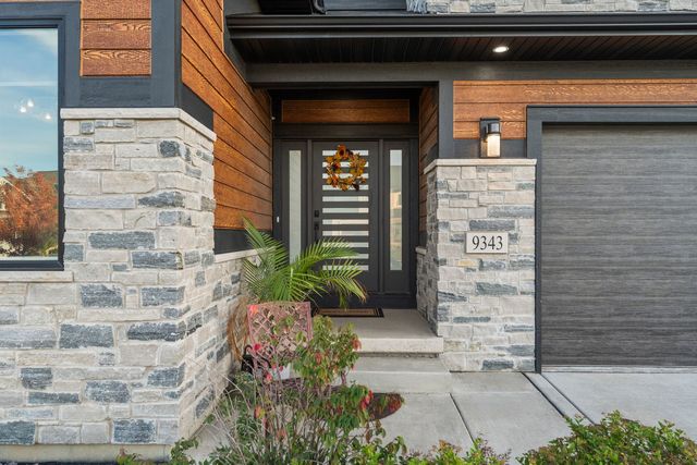 9343 Iris Drive, St. John, IN 46373