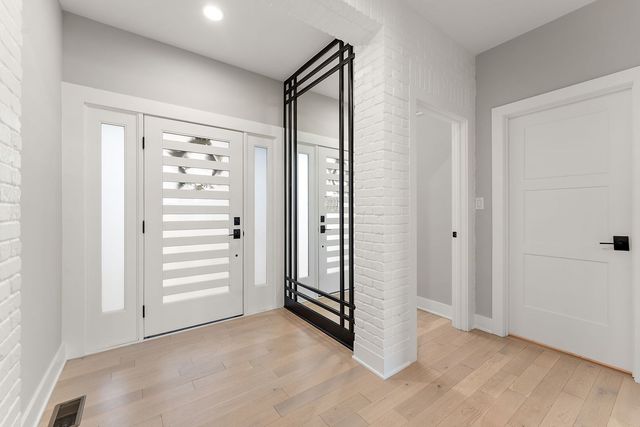 9343 Iris Drive, St. John, IN 46373