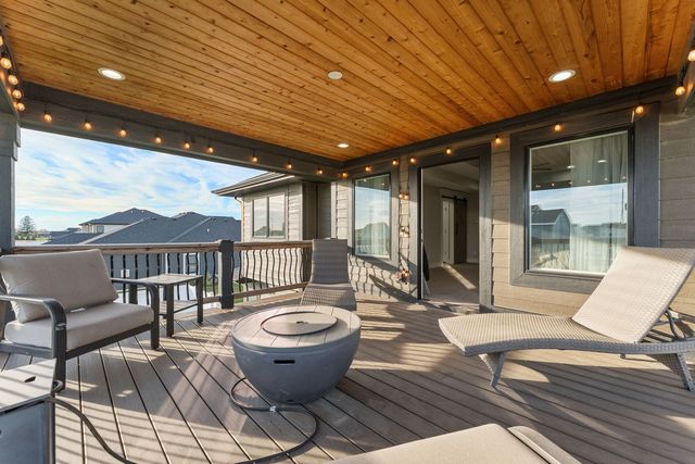 9343 Iris Drive, St. John, IN 46373