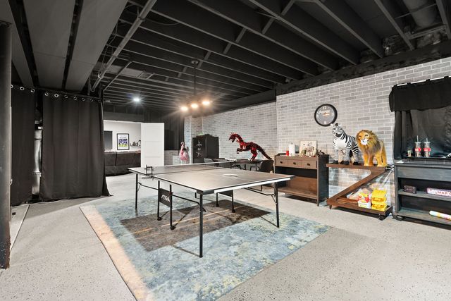 9343 Iris Drive, St. John, IN 46373