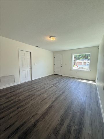 1013 6TH STREET E, Bradenton, FL 34208