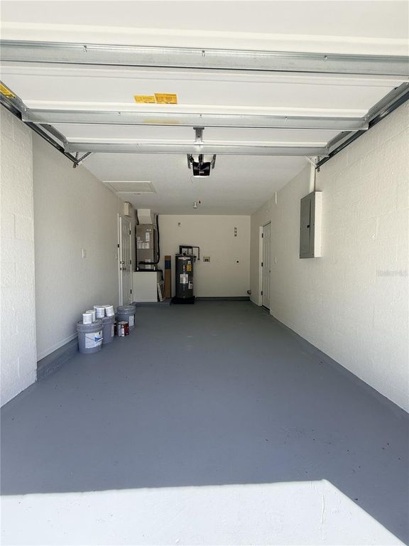 Image 21 of property listing at 1013 6TH STREET E, Bradenton, FL 34208