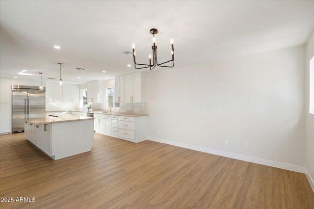 2900 N NEBRASKA Street, Chandler, AZ 85225