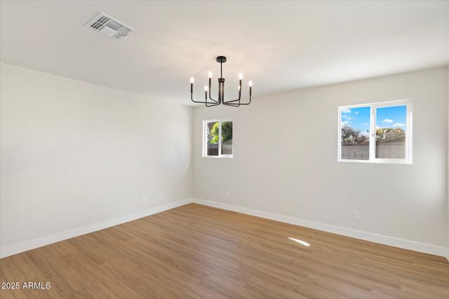 2900 N NEBRASKA Street, Chandler, AZ 85225