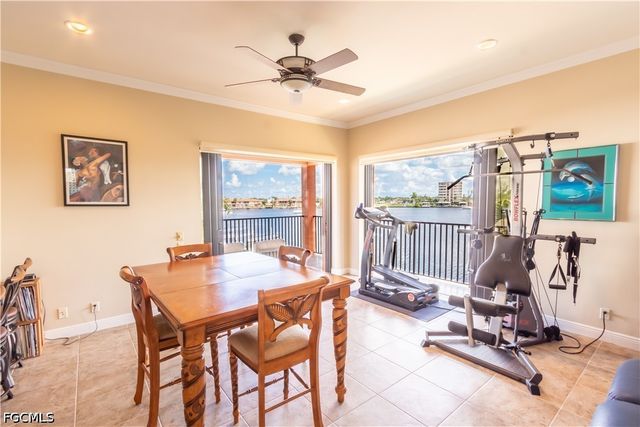 447 Avalon DR, Cape Coral, FL 33904