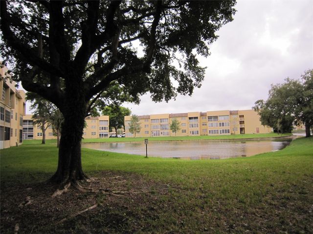 6150 NW 62ND Street 107, Tamarac, FL 33319