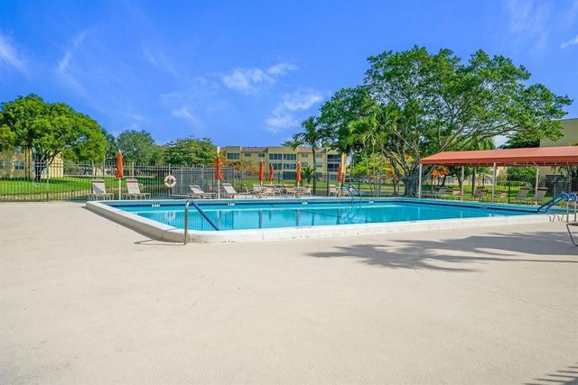 6150 NW 62ND Street 107, Tamarac, FL 33319