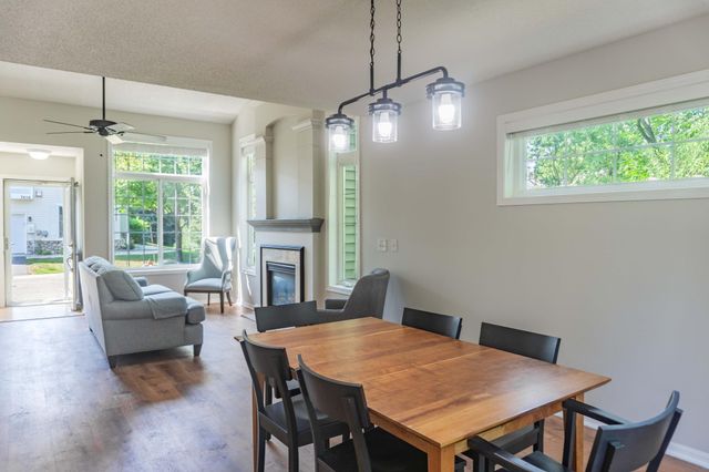 7657 Primrose Place, Chanhassen, MN 55317