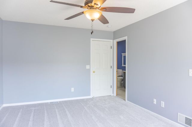 7657 Primrose Place, Chanhassen, MN 55317