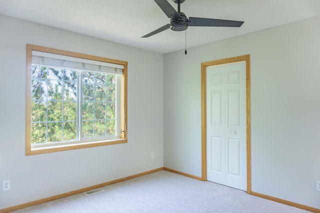 7657 Primrose Place, Chanhassen, MN 55317