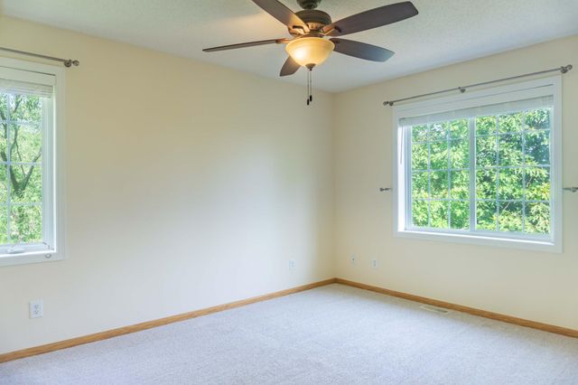 7657 Primrose Place, Chanhassen, MN 55317