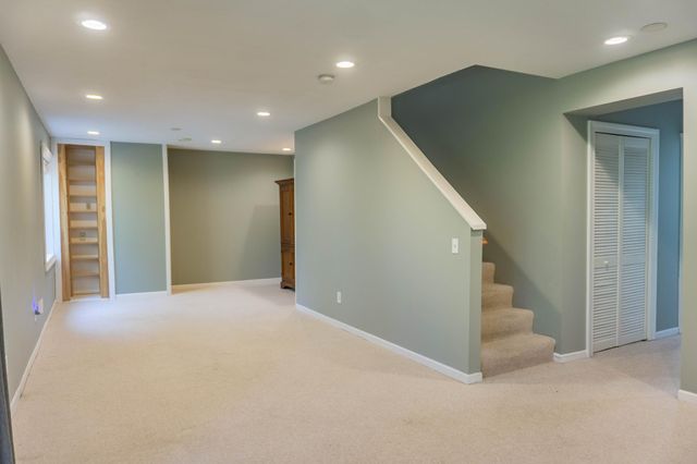 7657 Primrose Place, Chanhassen, MN 55317