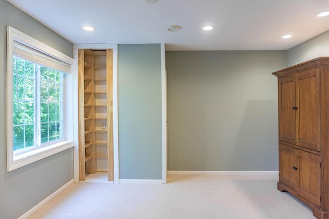 7657 Primrose Place, Chanhassen, MN 55317