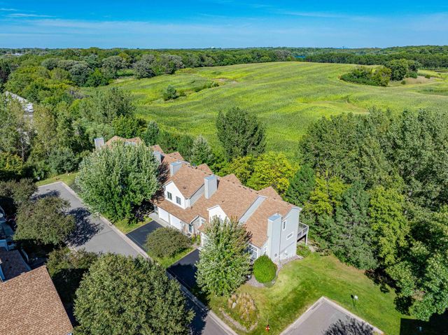 7657 Primrose Place, Chanhassen, MN 55317