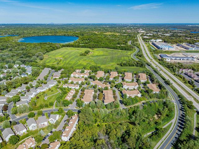 7657 Primrose Place, Chanhassen, MN 55317