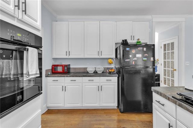 1958 Stonewood Drive, Lithia Springs, GA 30122