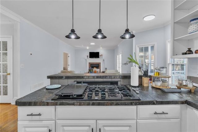 1958 Stonewood Drive, Lithia Springs, GA 30122