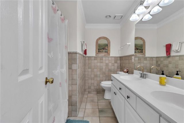 1958 Stonewood Drive, Lithia Springs, GA 30122