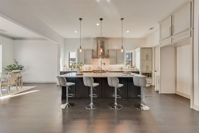 4709 Cypress Thorn Drive, Arlington, TX 76005