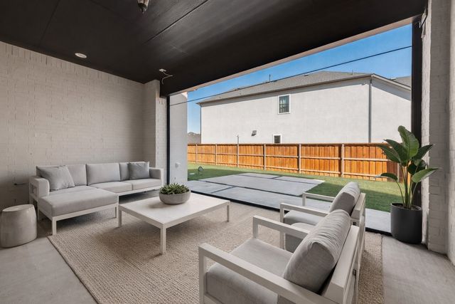 4709 Cypress Thorn Drive, Arlington, TX 76005