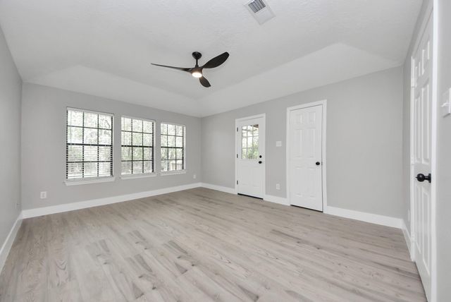 24815 Red Oak Street, Magnolia, TX 77355