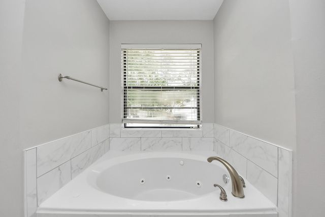 24815 Red Oak Street, Magnolia, TX 77355