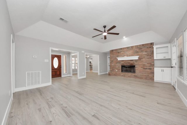 24815 Red Oak Street, Magnolia, TX 77355