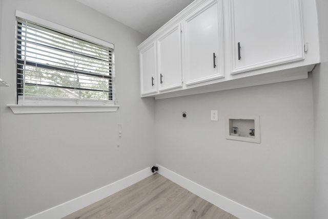 24815 Red Oak Street, Magnolia, TX 77355