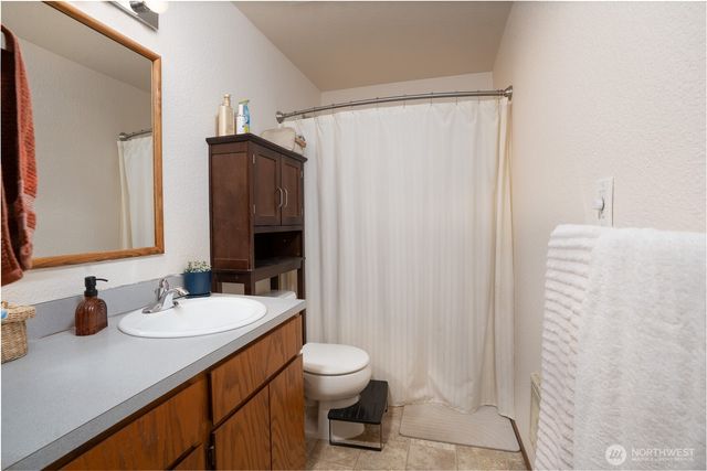 1404 103rd Street E, Tacoma, WA 98445