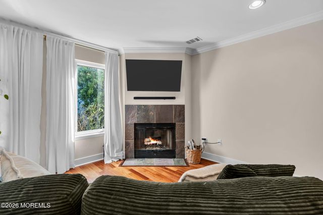 4 Bayview Court, Long Branch, NJ 07740