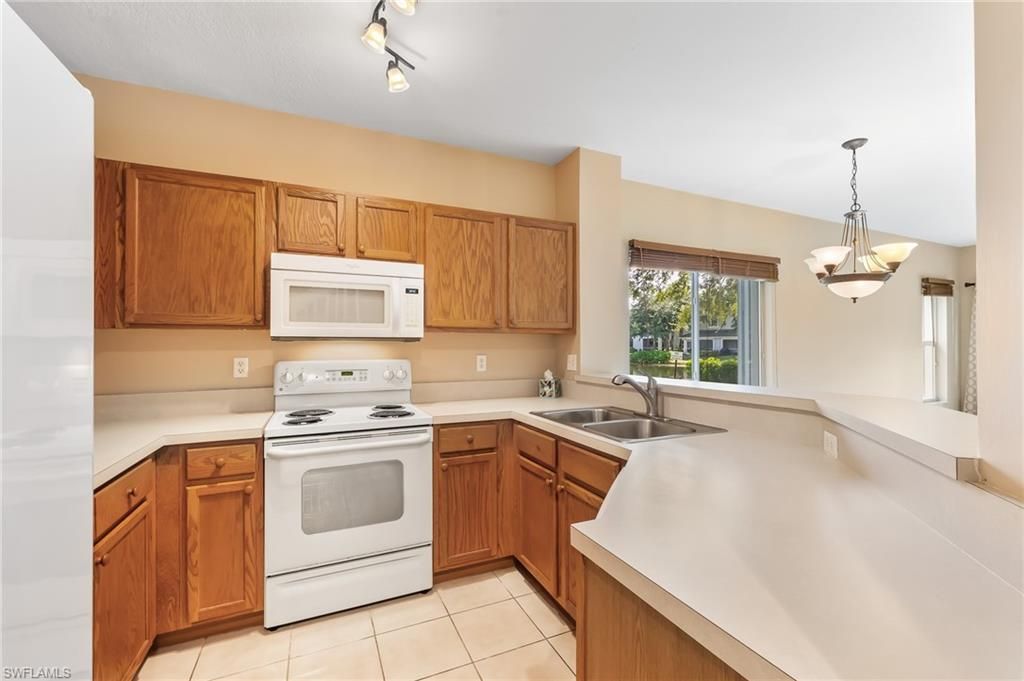 10059 Poppy Hill DR, FORT MYERS, FL 33966 — photo 5