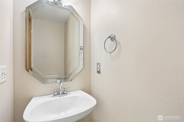 16133 Lakeview Avenue SE, Monroe, WA 98272