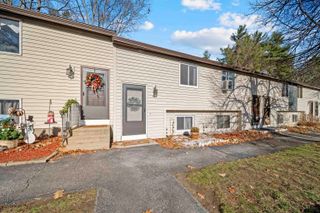 905 Mammoth Rd Apt 10, Manchester, NH 03104