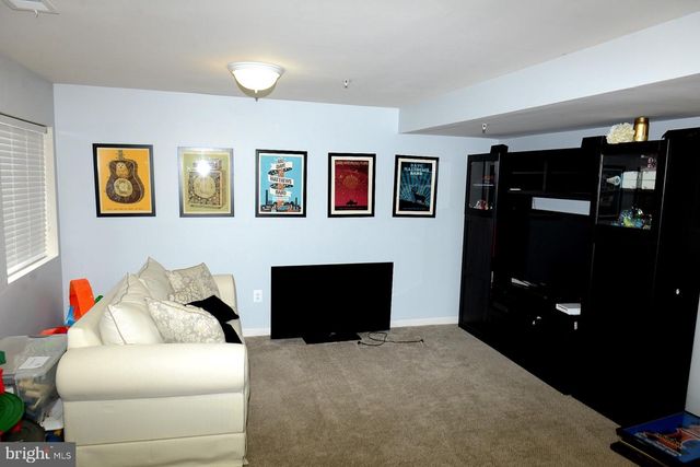 5201 TIPPERARY AVE, Waldorf, MD 20602
