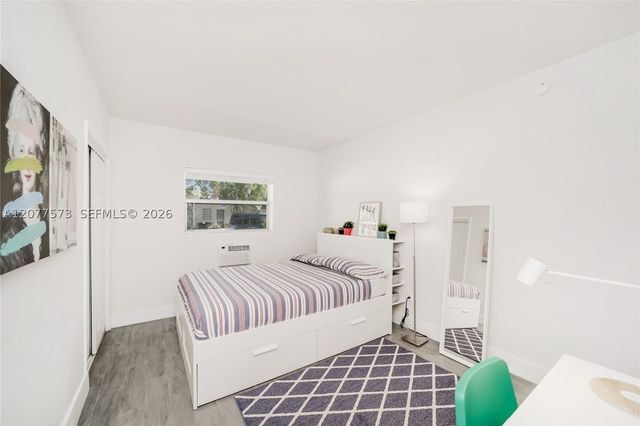 770 NE 123rd St 24, North Miami, FL 33161