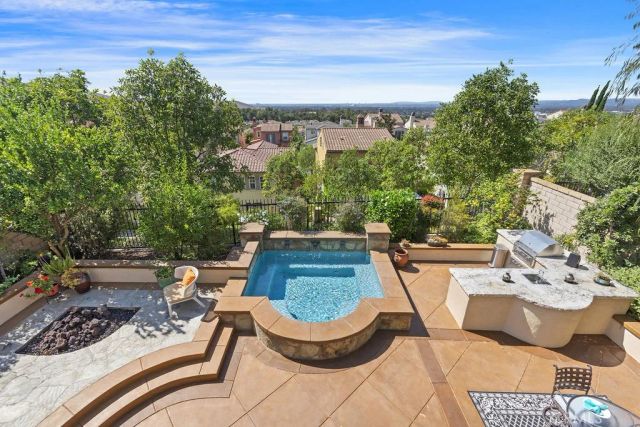 107 Lattice, Irvine, CA 92603
