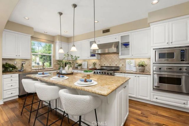 107 Lattice, Irvine, CA 92603