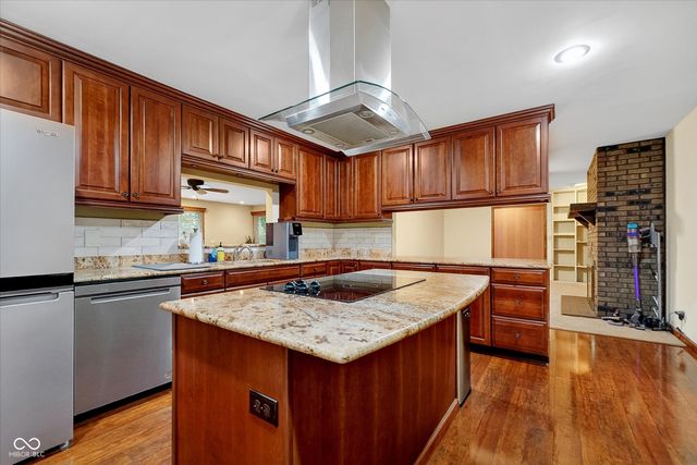 1915 Winding Ridge Avenue, Indianapolis, IN 46217