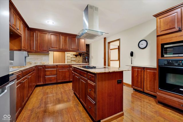1915 Winding Ridge Avenue, Indianapolis, IN 46217