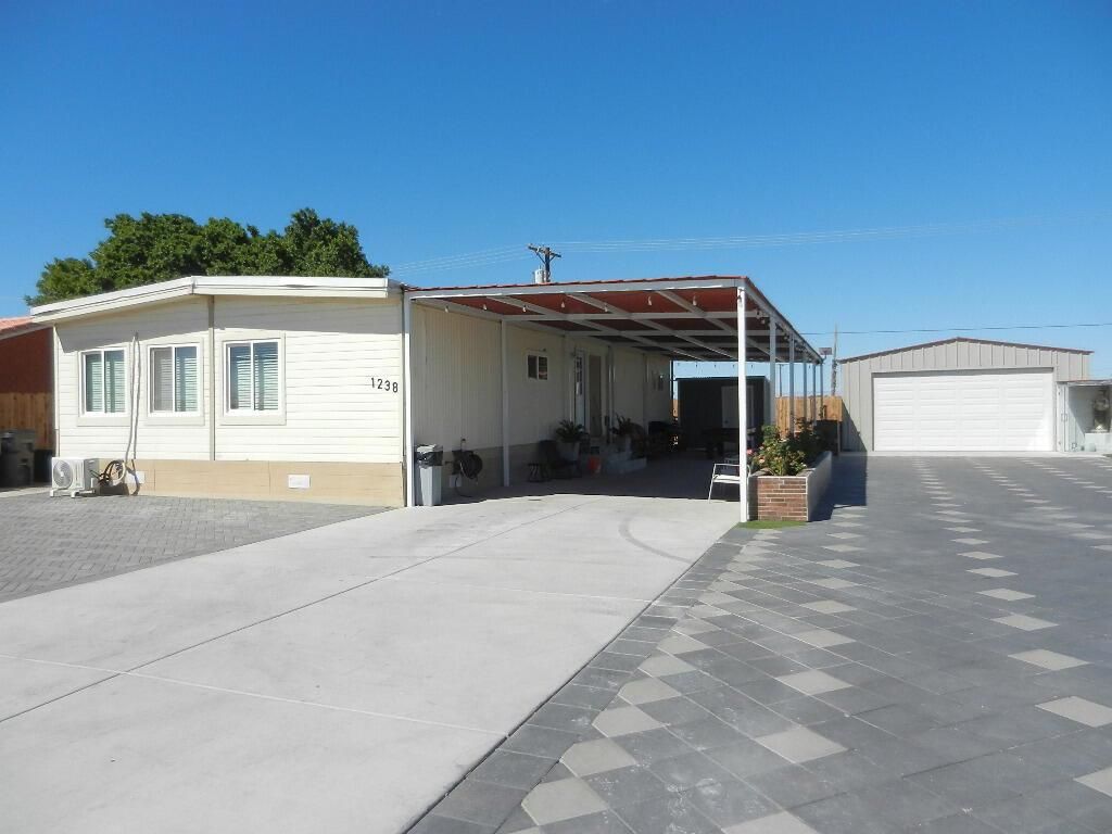 1238 China Sea Avenue, Thermal, CA 92274