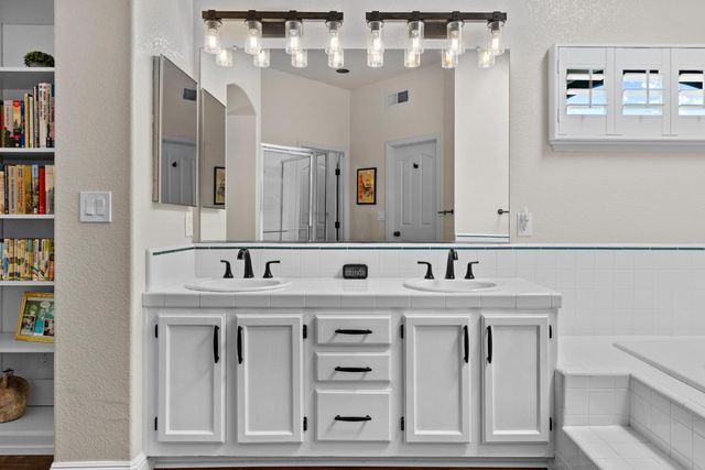2615 Swindon Ct, Rocklin, CA 95765