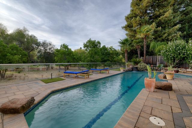 2615 Swindon Ct, Rocklin, CA 95765