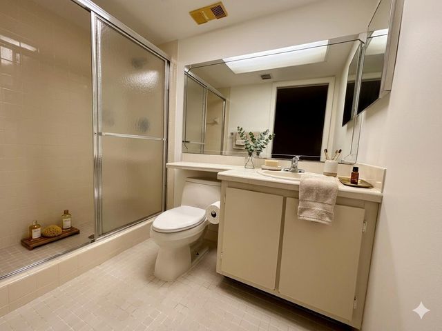 5340 Las Verdes Circle 222, Delray Beach, FL 33484
