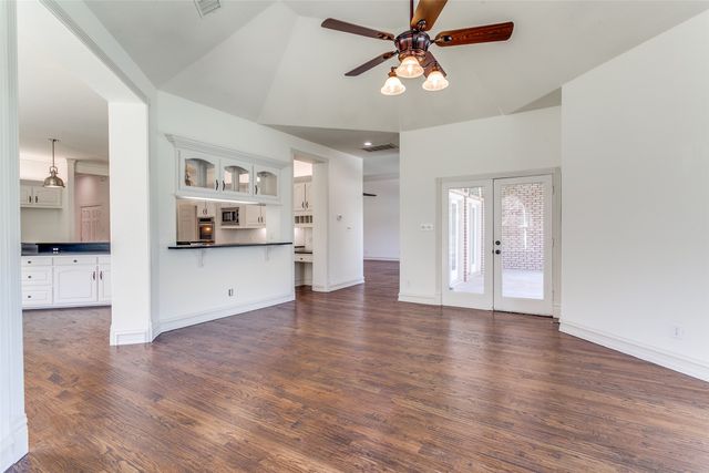 1015 Brazos Drive, Southlake, TX 76092