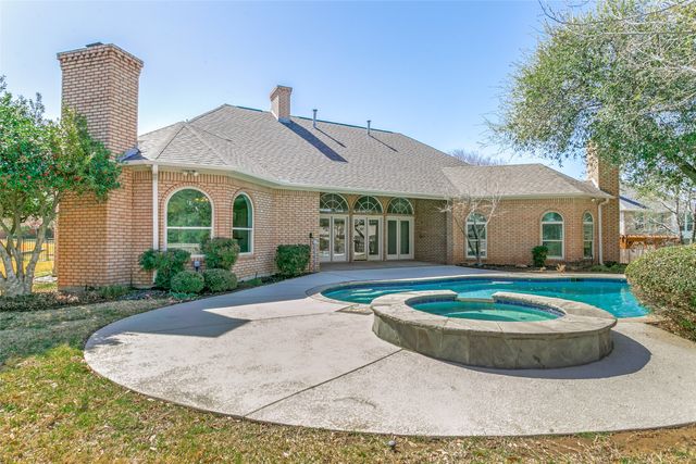 1015 Brazos Drive, Southlake, TX 76092