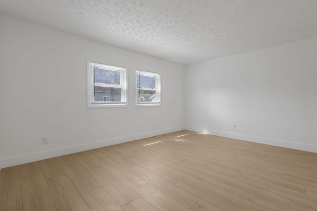 1272 E 15th Avenue, Columbus, OH 43211