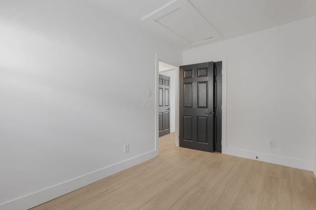 1272 E 15th Avenue, Columbus, OH 43211